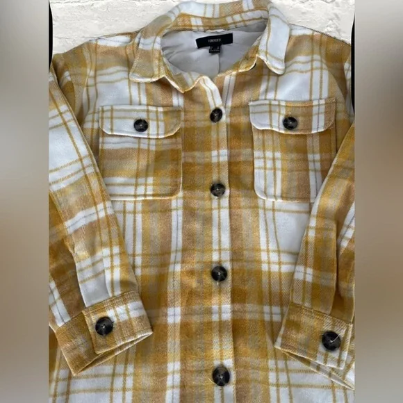 Forever 21 Plaid Shacket - Picture 2 of 3